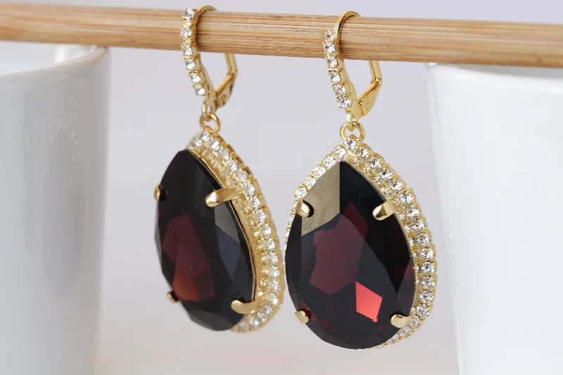 BURGUNDY TEARDROP EARRINGS