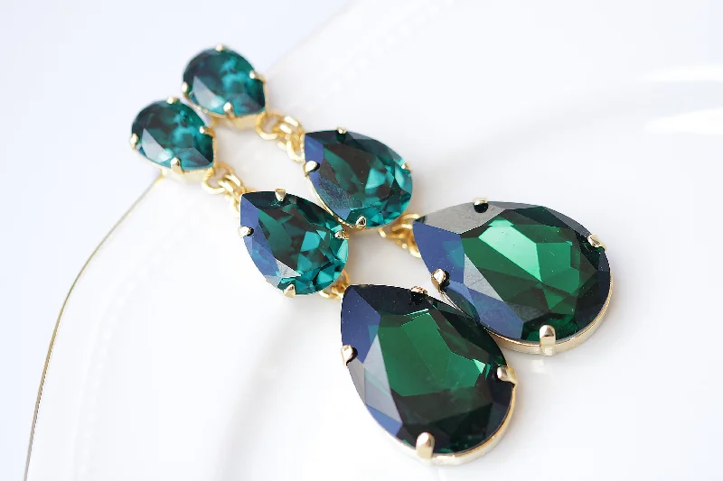 EMERALD DROP EARRINGS