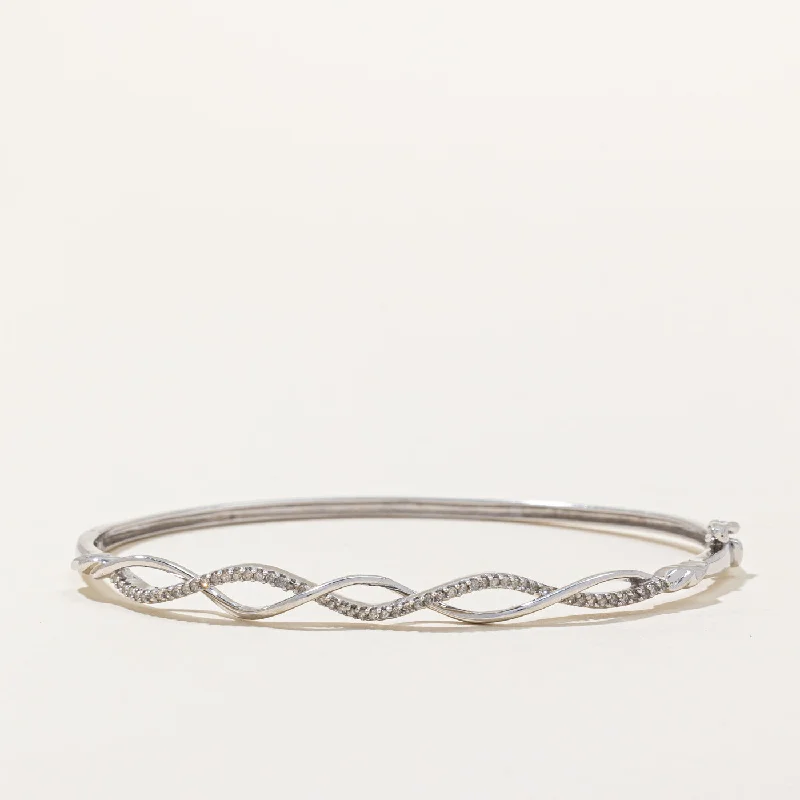 Diamond Bangle | 0.05ctw | 6.5" |