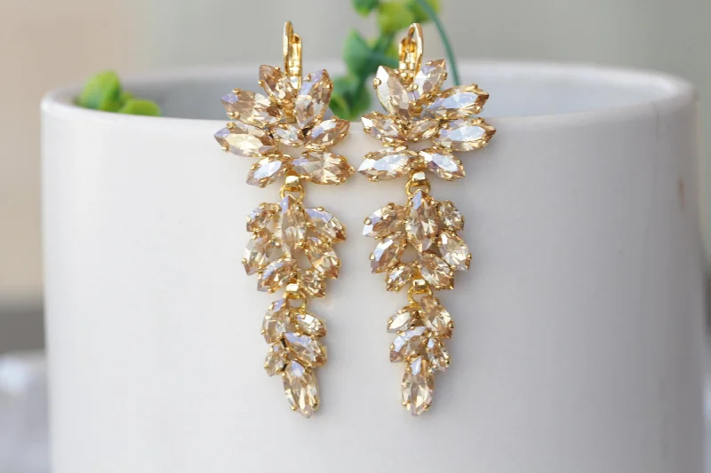 CHAMPAGNE LONG EARRINGS