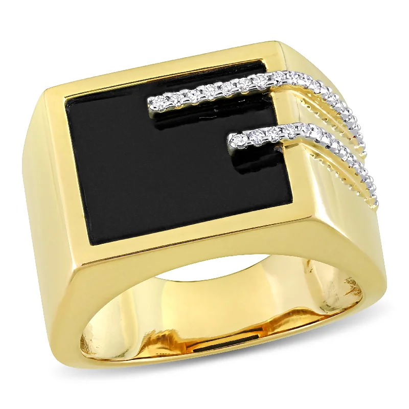 Miadora 5ct TGW Square Black Onyx and 1/6 ct TDW Diamond Mens Ring in Yellow Silver