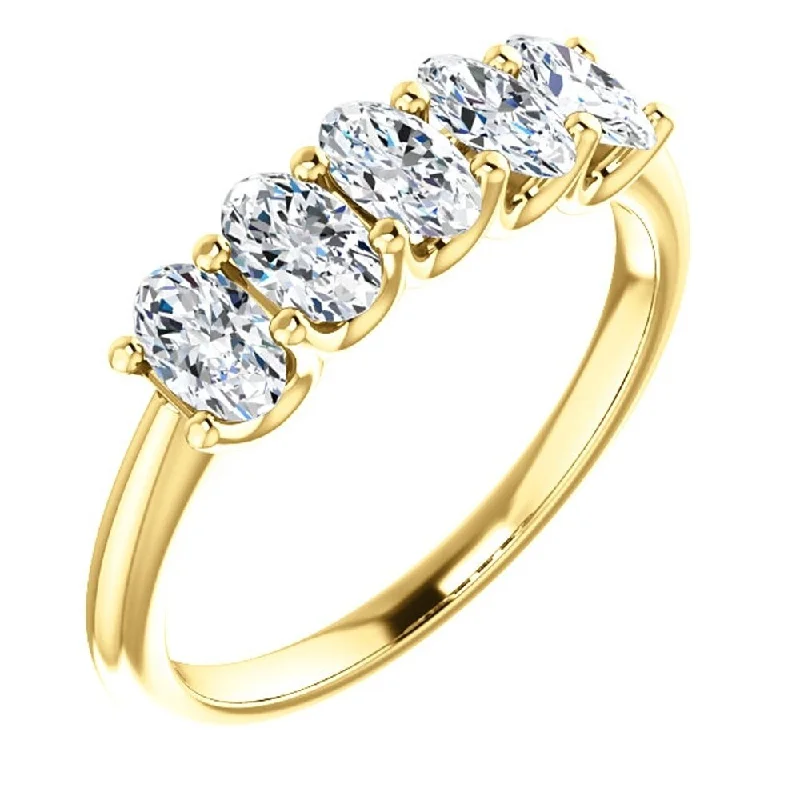 1 1/2Ct Oval Moissanite Marquise Wedding Ring in Yellow Gold