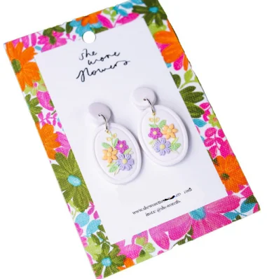 She Wore Flowers Dangles - Cream Flowers Oval