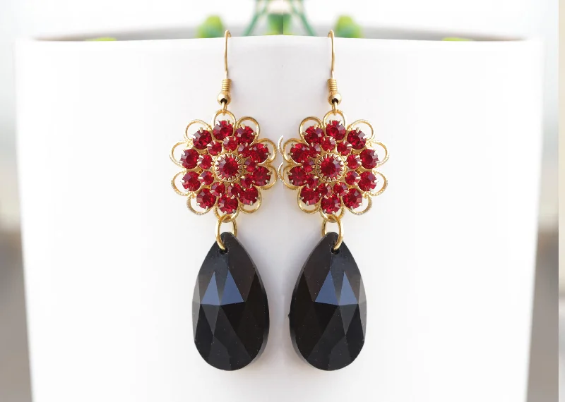 RED BLACK EARRINGS