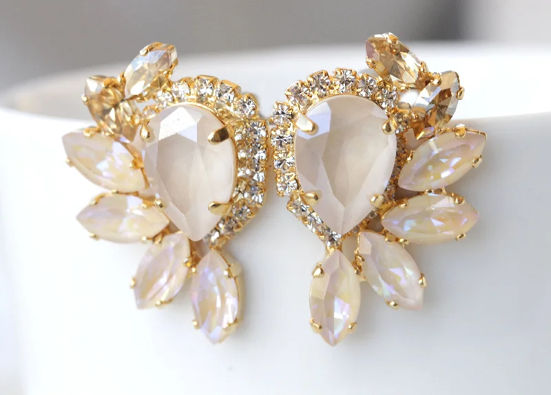 IVORY CREAM EARRINGS